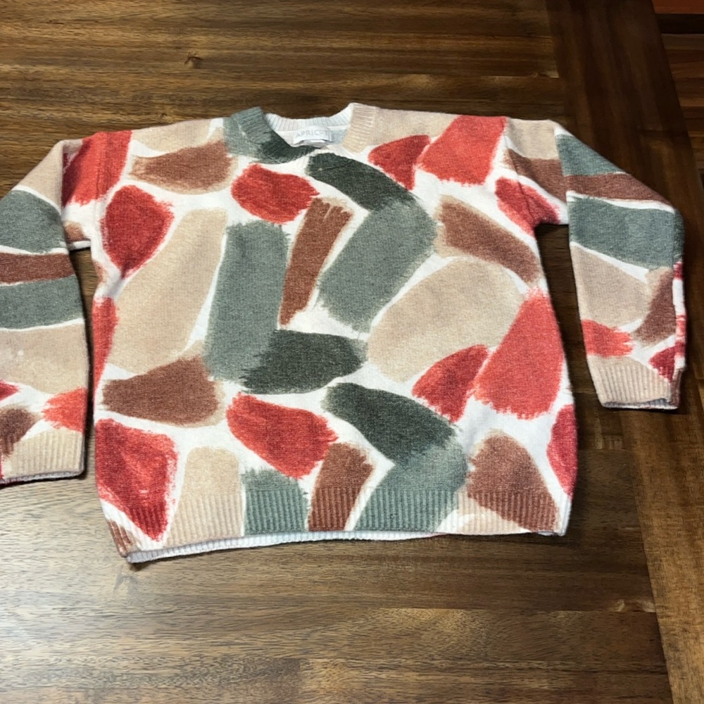 Apricot sweater size 6  pretty